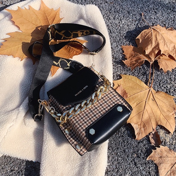 Long Black Purse - Picture 3 of 3